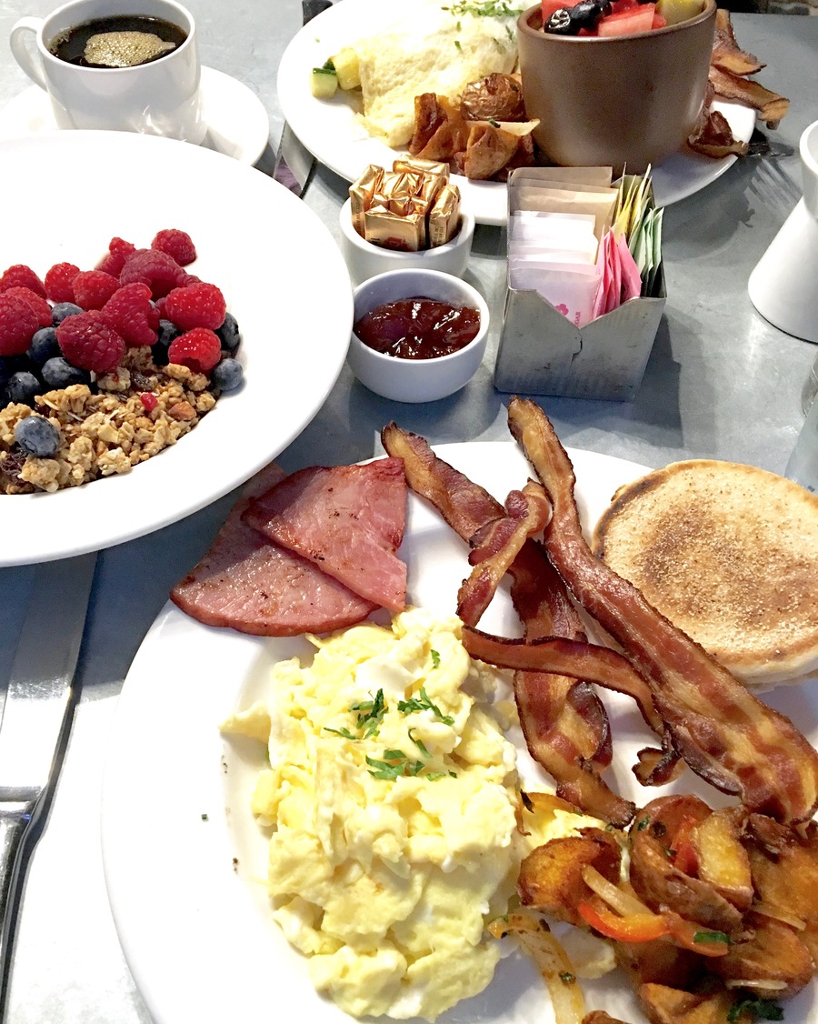 hotel-zelos-dirty-habit-breakfast
