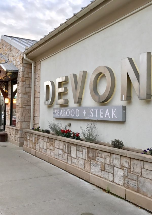 devon-seafood-steak-exterior